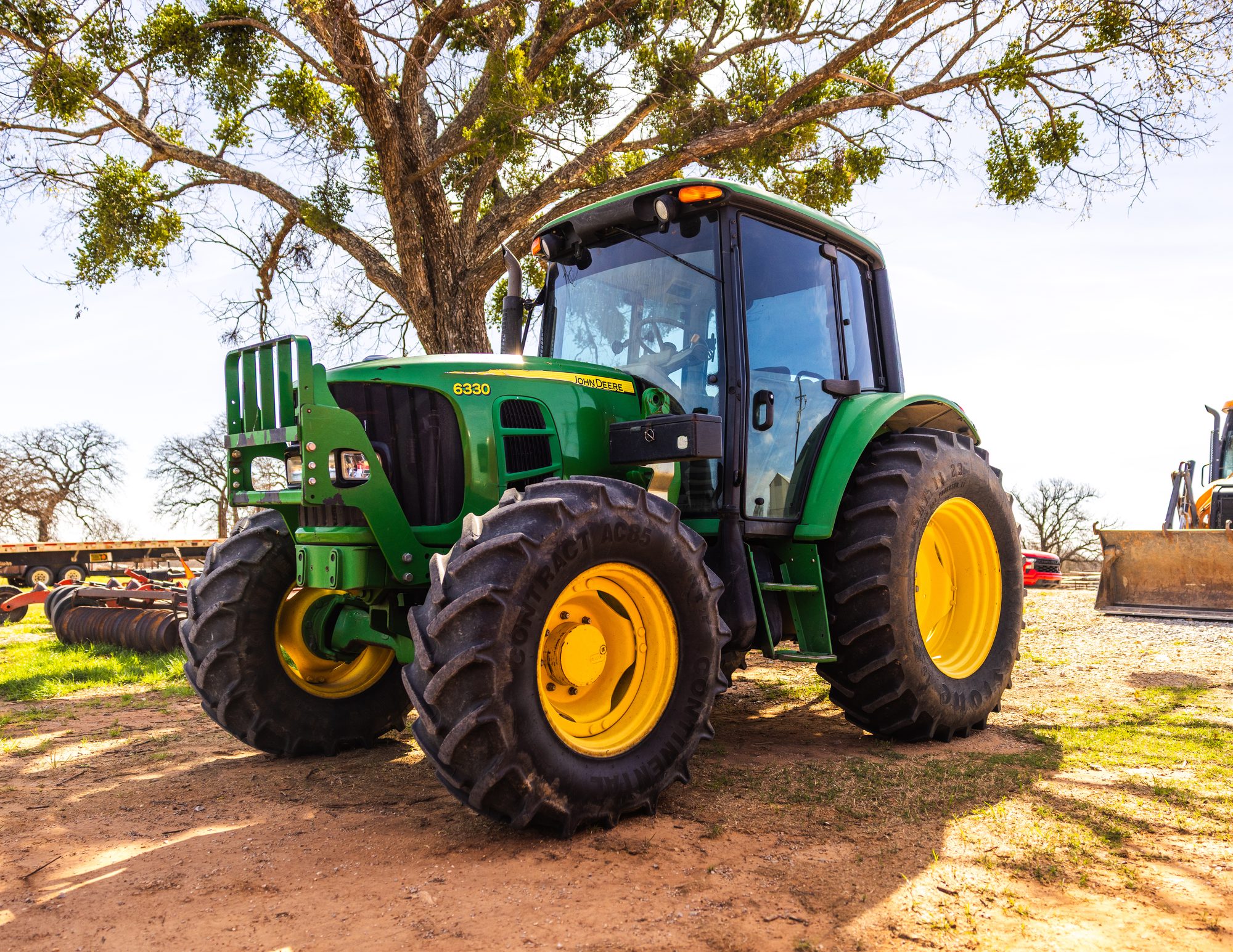 John Deere 6330